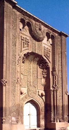 Konya, façade de l'Indje Minare Medrese